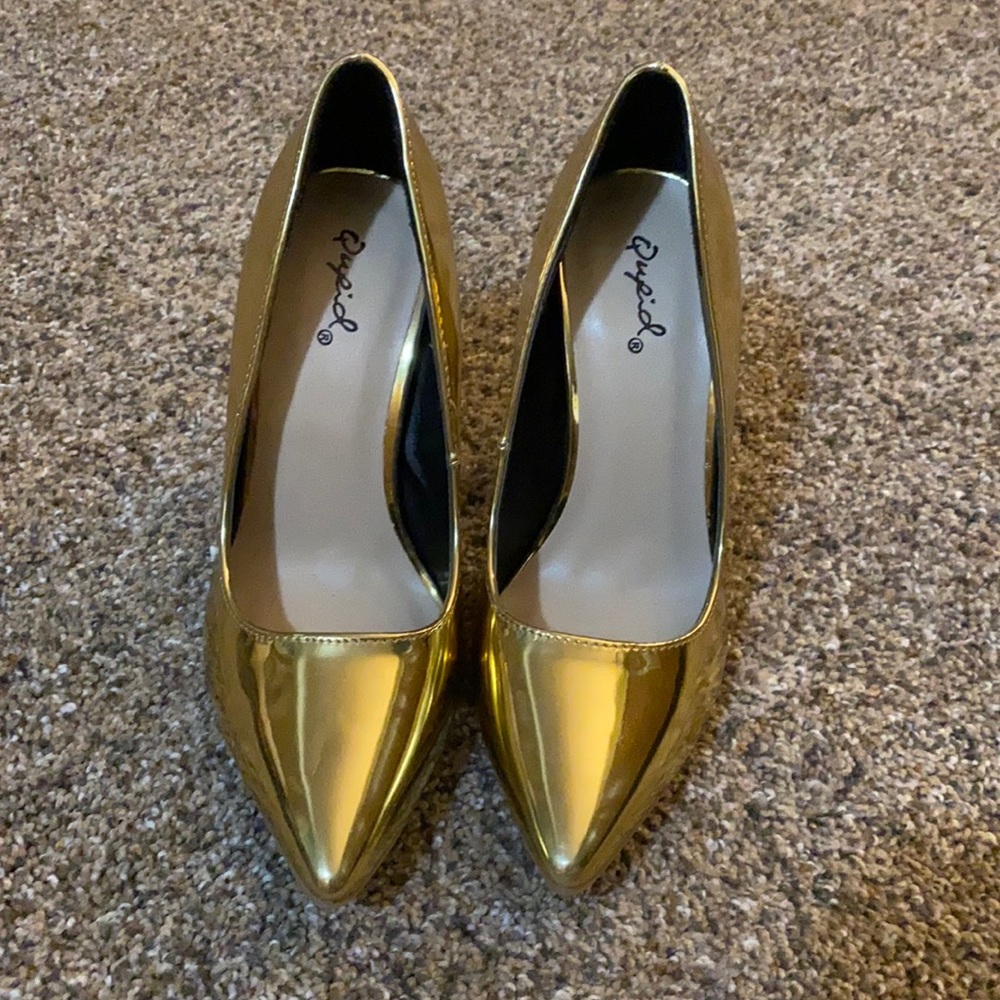 Qupid Gold Heels